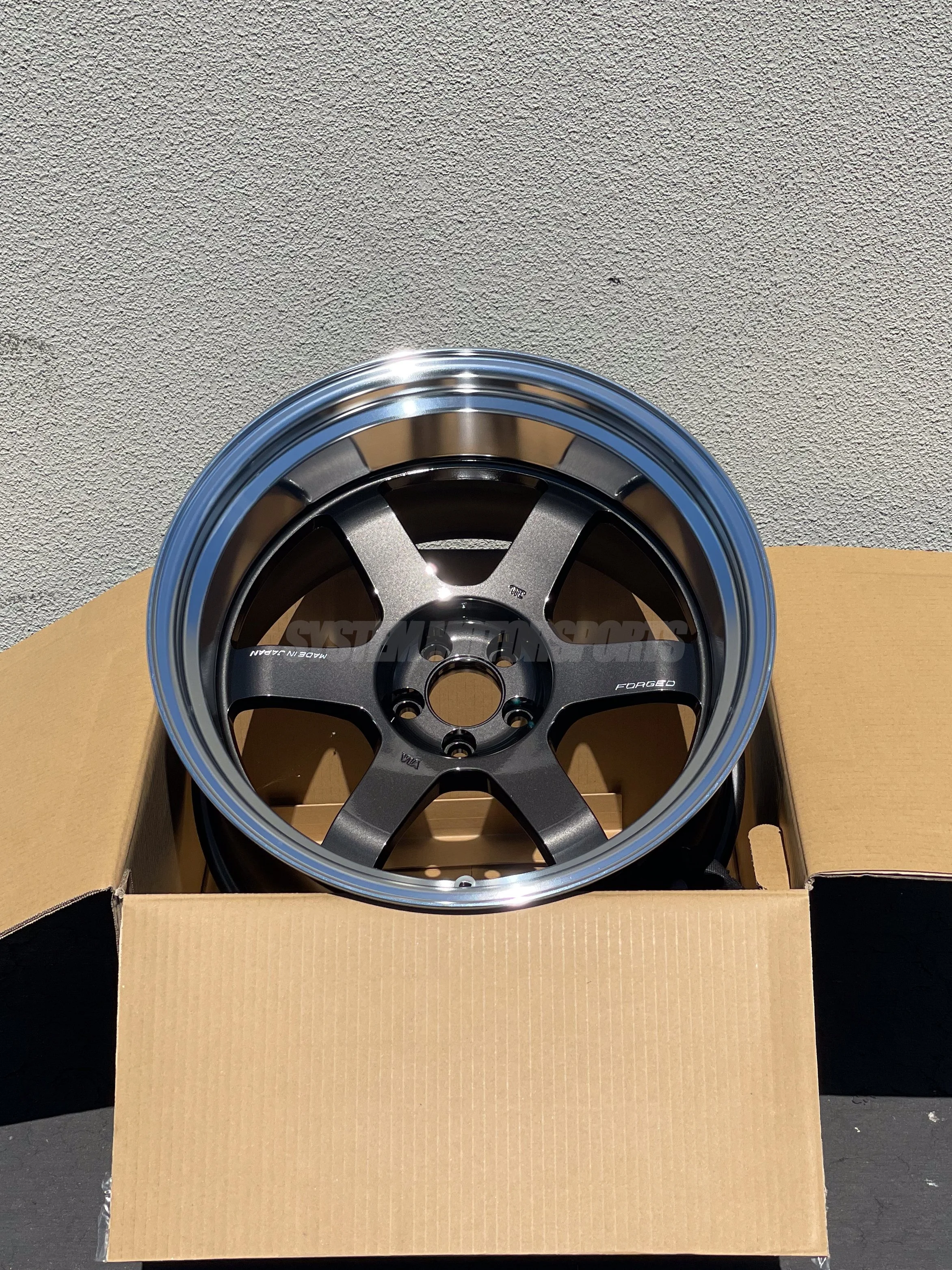 tak RAYS ② RAYS VOLK TE37V MK II - DIAMOND BLACK/RIM DC — System Motorsports